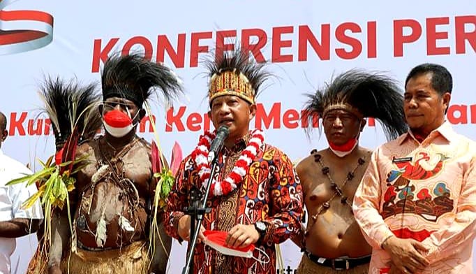 Launching Pembagian 10 Juta Bendera di Merauke, Mendagri Jelaskan Spirit Pembentukan DOB Papua