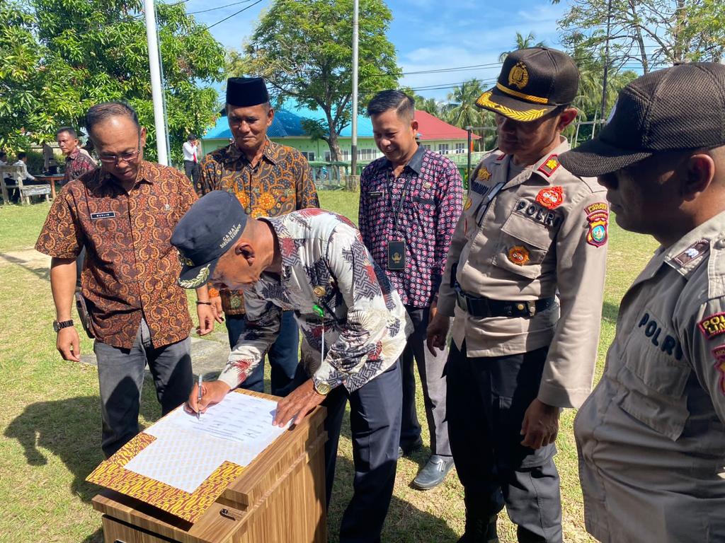 Polsek Senayang dan Pemerintah Kecamatan Serta Elemen Masyarakat Komitmen Cegah Karhutla di Kepulauan Riau