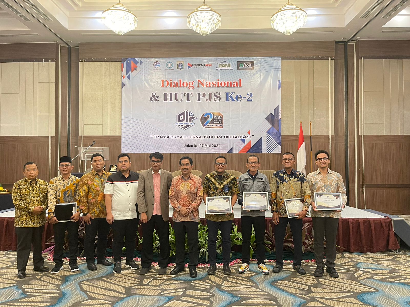 Kapolda Kepri Terima Penghargaan PJS Award Jakarta