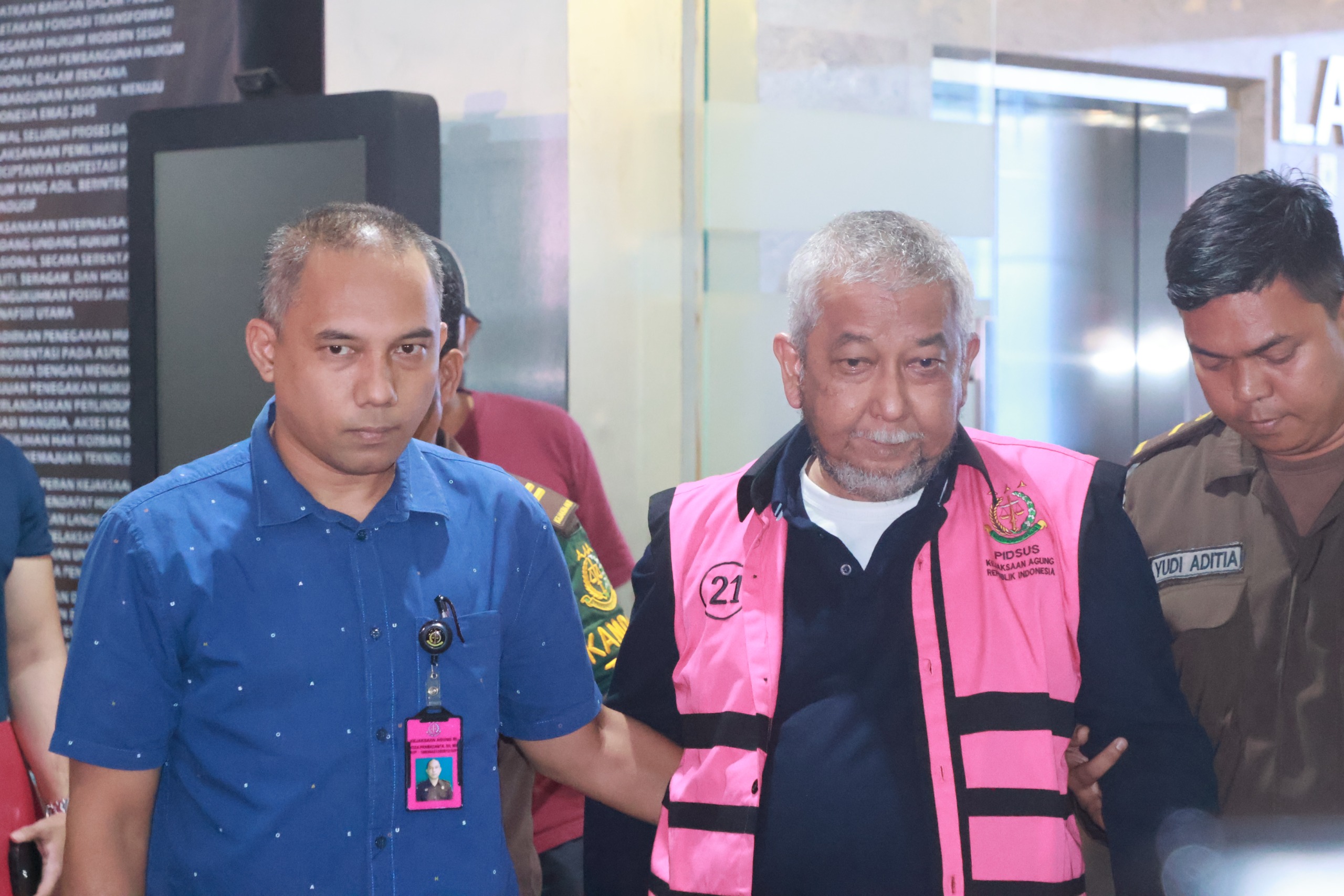 Satgas SIRI Kejagung RI Tangkap Eks Dirjen Perkeretaapian, Korupsi Proyek Jalan Kereta Api Besitang – Langsa, Negara Dibikin Rugi Rp 1,1 Triliun