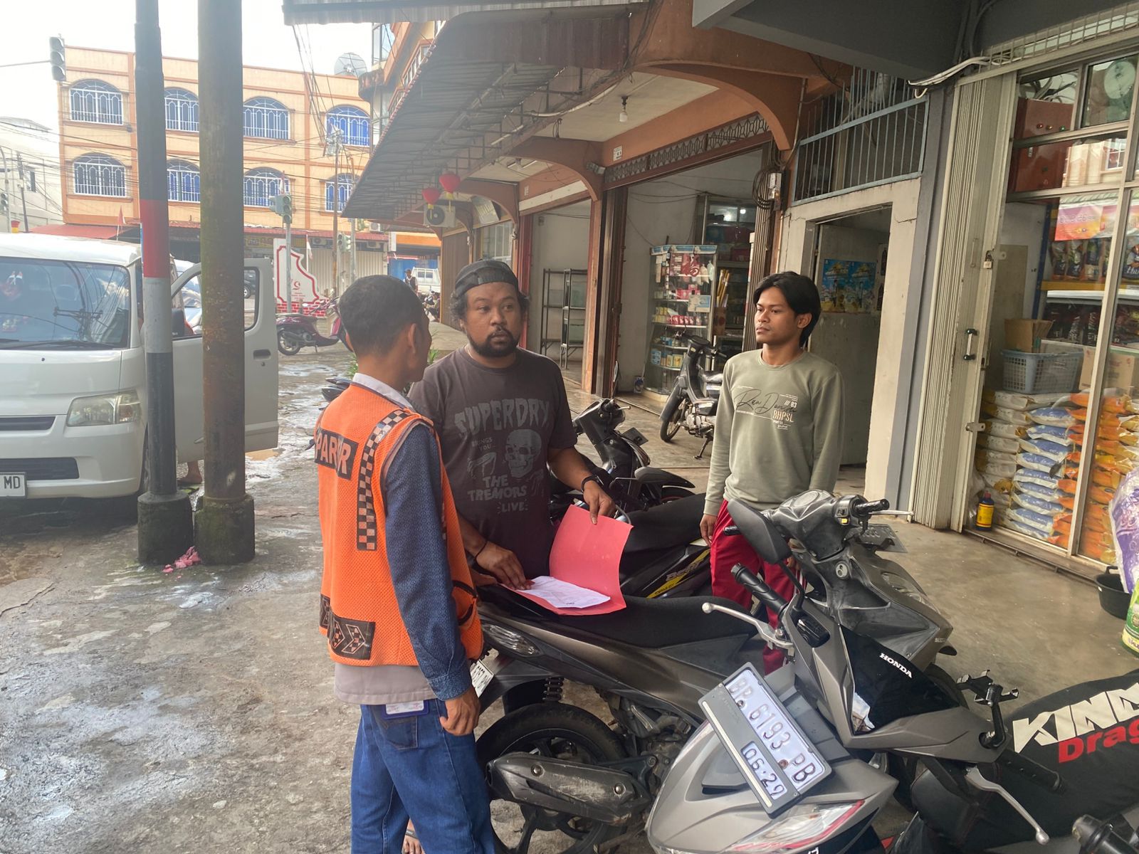 Pelaku Juru Parkir Liar di Kijang, Diamankan Polisi