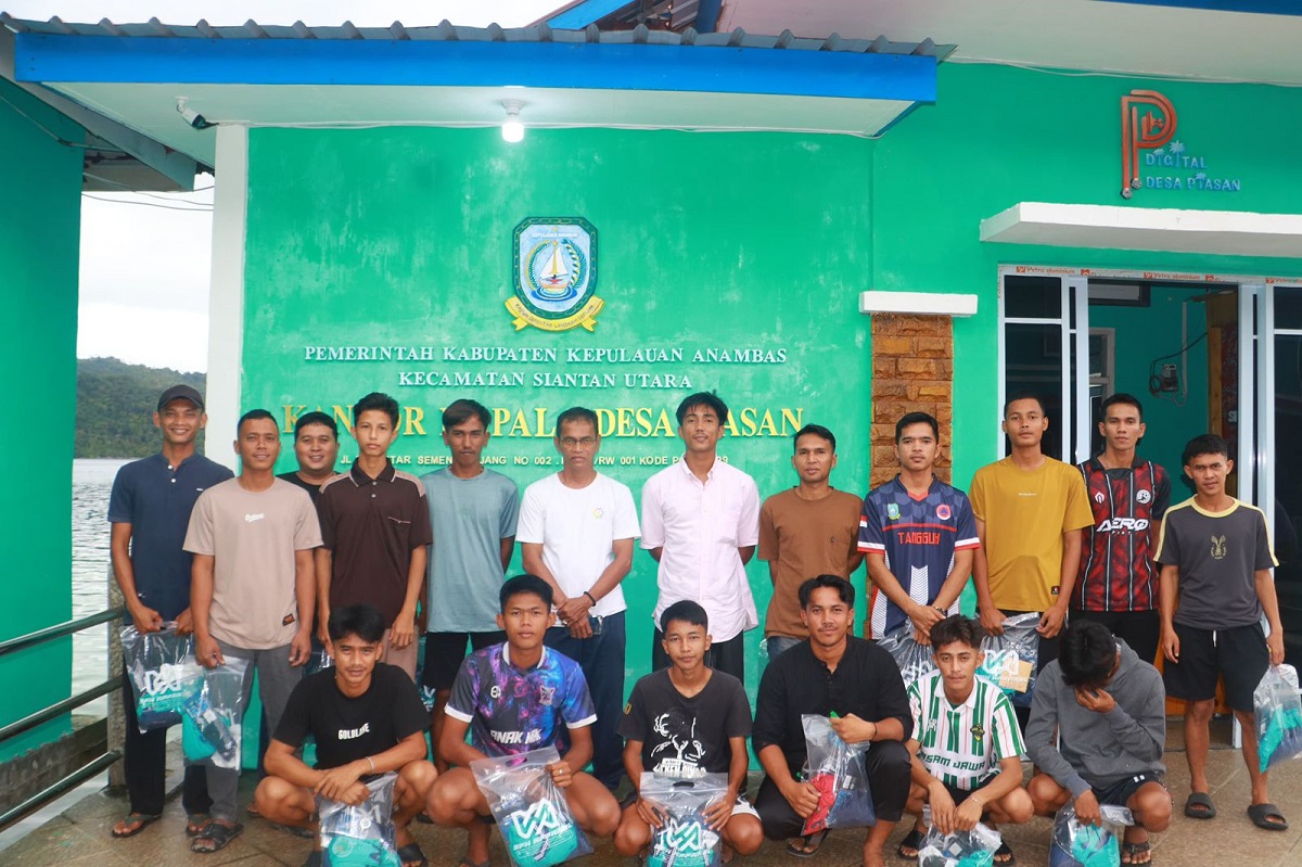 Desa Piasan Kirim 18 Pemain Berlaga di Piala ASKAB PSSI Kepulauan Anambas 2025
