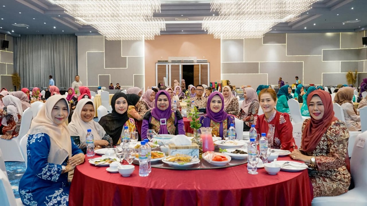 Ketua TP PKK Anambas Sinta Aneng: Ibu Adalah Pelita Keluarga