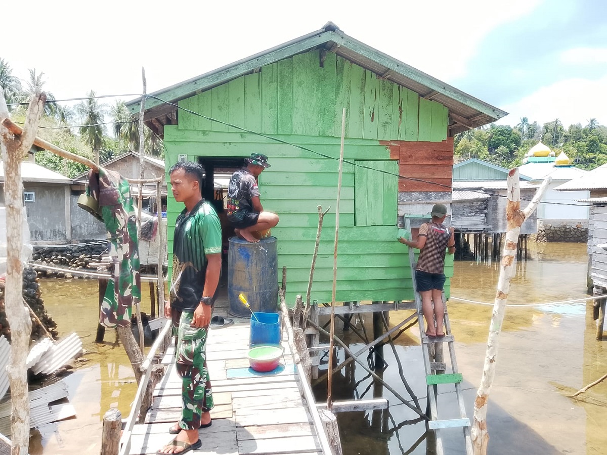 TMMD ke-128 Anambas: Personil Kodim 0318/Natuna Selesaikan Renovasi RTLH Bapak Nasir di Desa Pian Pasir