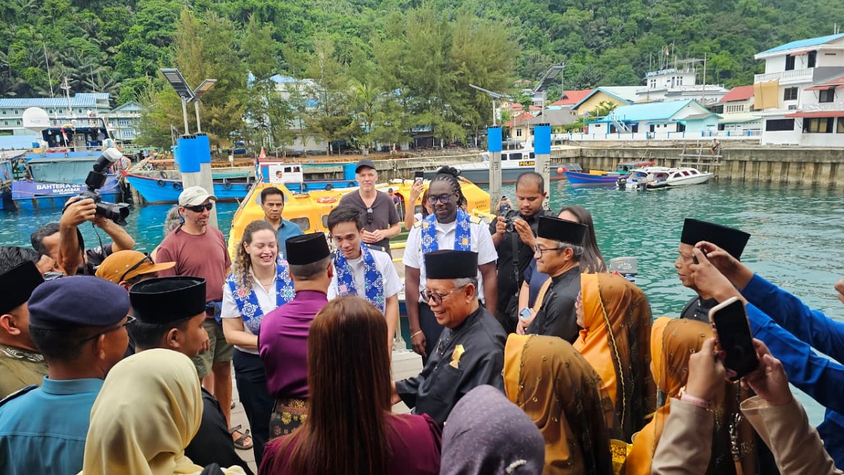 Bupati Aneng Sambut MV Odyssey, Anambas Perkuat Posisi sebagai Destinasi Wisata Dunia