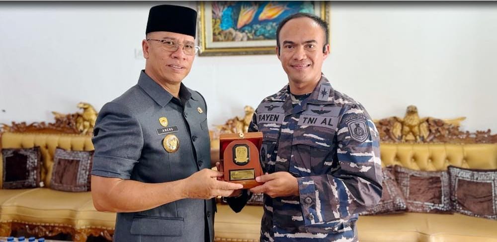 Bupati Aneng Terima Silaturahmi Danlanudal Matak yang Baru, Perkuat Sinergi Pemkab dan TNI AL